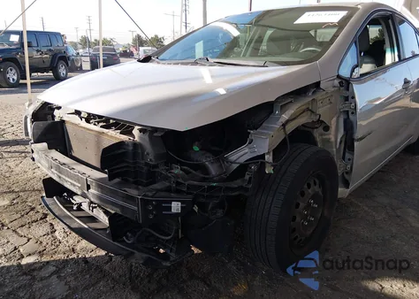 2017 Kia Forte Lx z USA, uszkodzony, nr VIN 3KPFK4A77HE139553